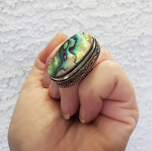 New Oversized Abalone Shell 925 Silver Statement Ring. - Picture 15 of 16